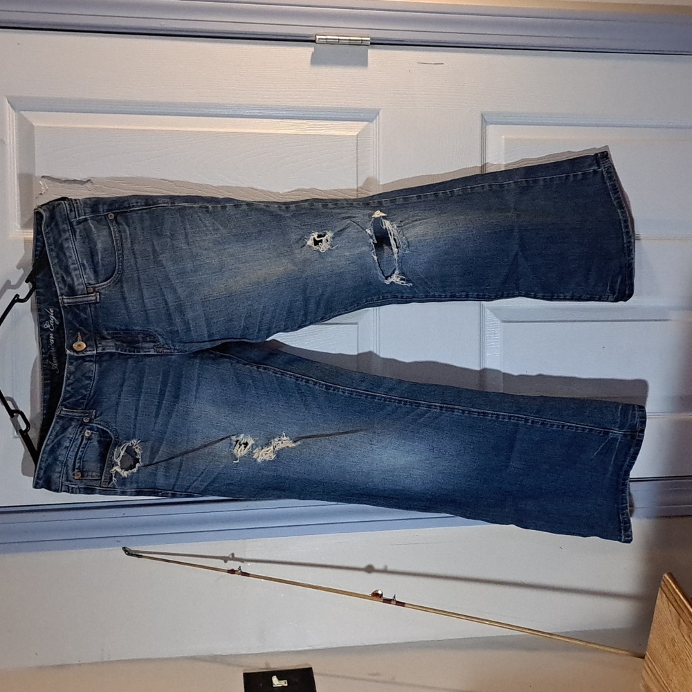 American eagle boyfriend jeans
